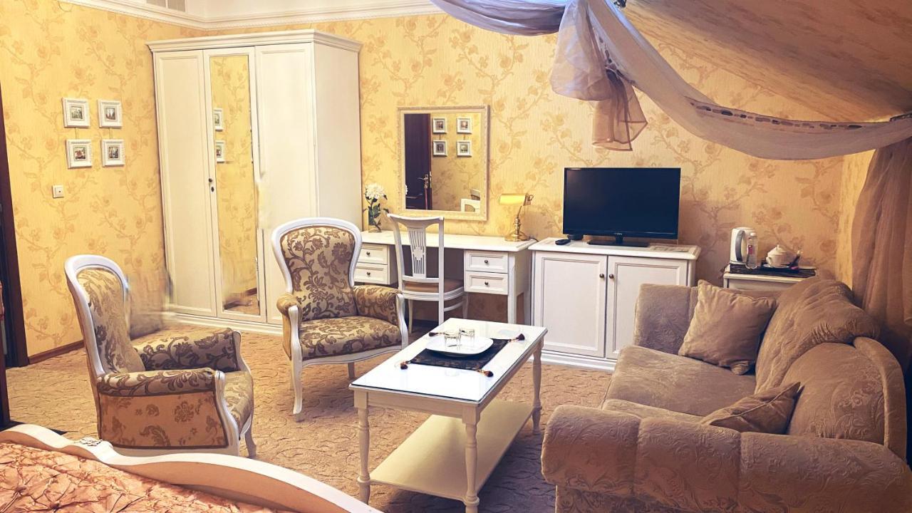 וולוגדה Hotel Lux Angliter מראה חיצוני תמונה